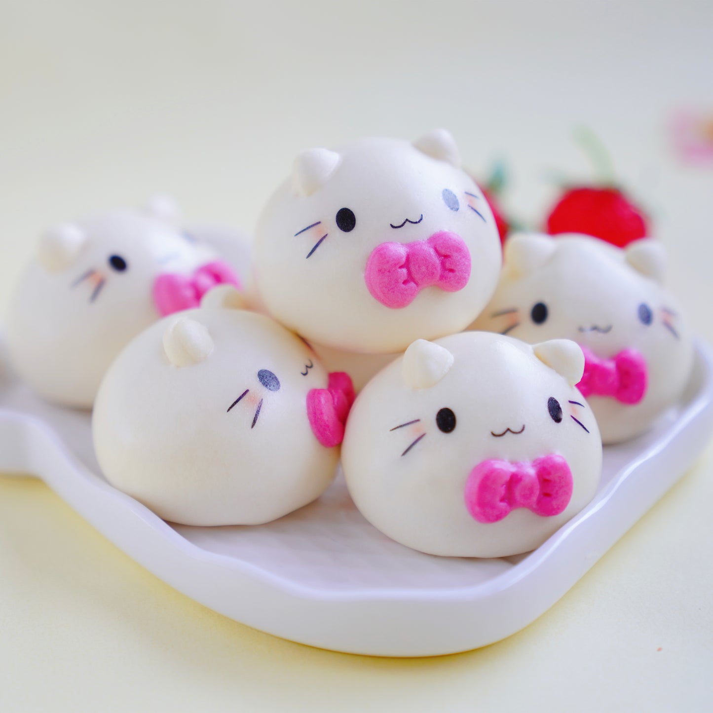 Meeow Kitty Bao (with Red Bean Paste)